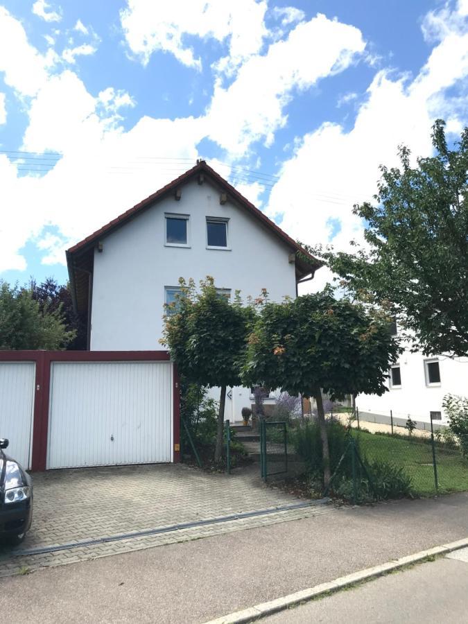 House With Castle View & Art Lejlighed Günzburg Eksteriør billede
